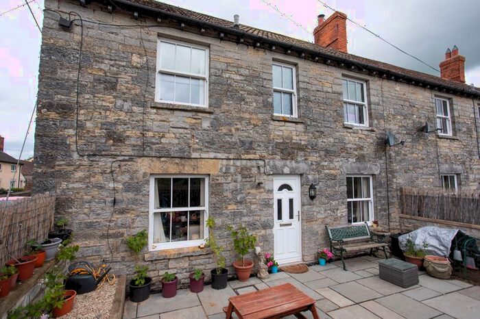 2 Bedroom Cottage For Sale In Castlebrook, Compton Dundon, Somerton, TA11