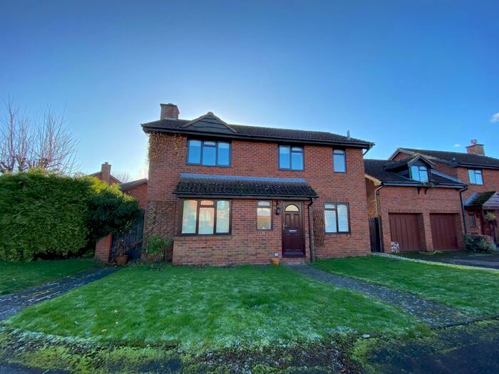 4 Bedroom Detached House To Rent In Hollylea Close, Bartestree, Hereford HR1