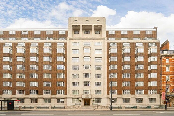 Studio For Sale In Woburn Place, Bloomsbury, WC1H