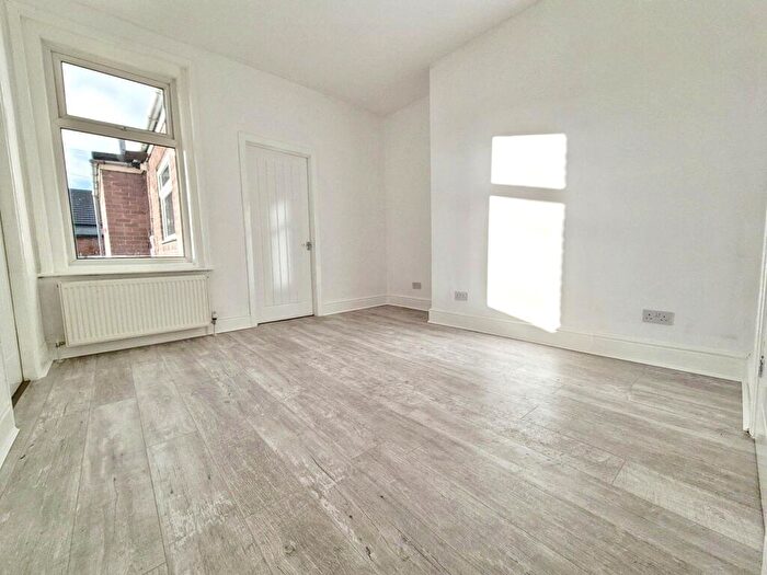 3 Bedroom Flat To Rent In Arnold Street, Boldon Colliery, Tyne And Wear, NE35