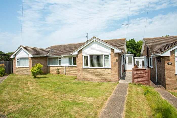 3 Bedroom Bungalow For Sale In Highgate Road, Whitstable, Kent, CT5