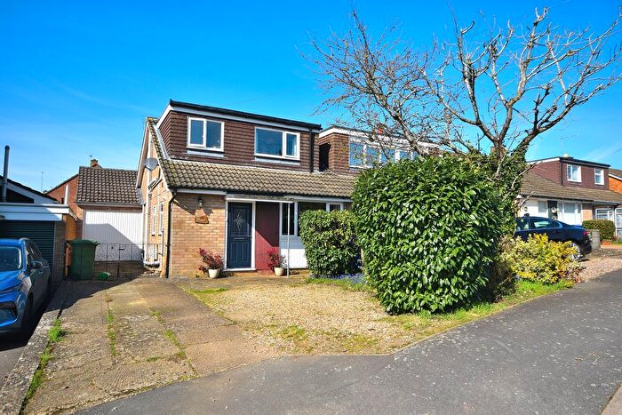 3 Bedroom Semi-Detached House For Sale In The Banks, Hackleton, Northampton, NN7