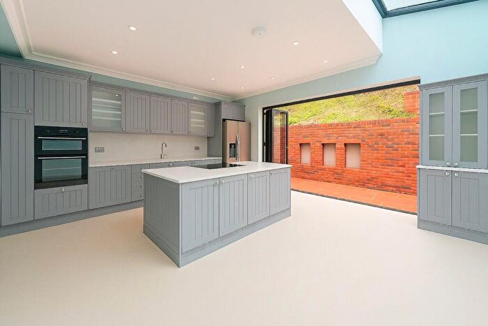 2 Bedroom Detached House For Sale In A Humber Road, Greenwich, London, SE3