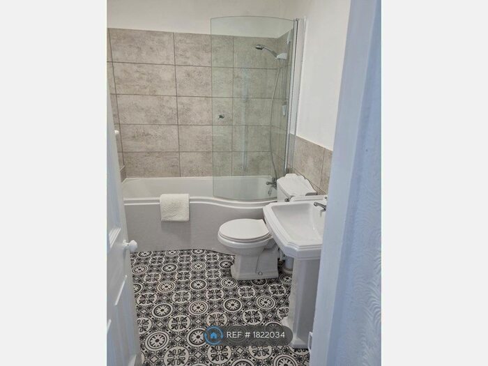 2 Bedroom Terraced House To Rent In Nairne Street, Burnley, BB11