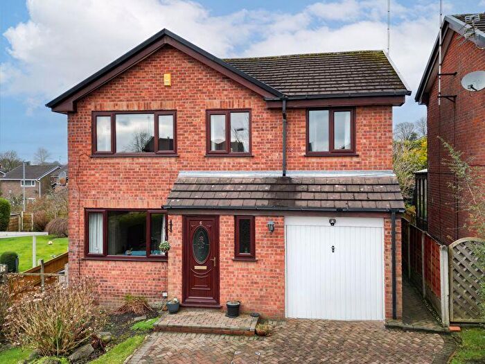 5 Bedroom Detached House For Sale In Petrel Close, Bamford, Rochdale, OL11