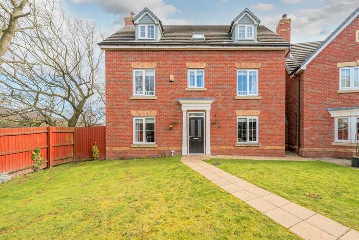 5 Bedroom Detached House For Sale In Oaklands, Wombourne, WV5