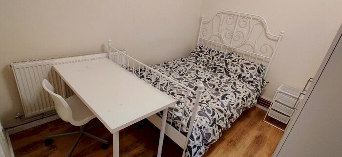 5 Bedroom Semi-Detached House To Rent In Cunningham Road, Norwich, NR5