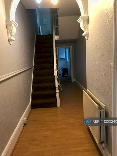 3 Bedroom Semi-Detached House To Rent In Princes Street, Bishop Auckland, DL14