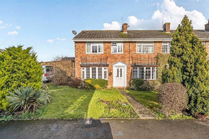 3 Bedroom End Terrace House For Sale In Oak Tree Walk, Keynsham, Bristol, BS31