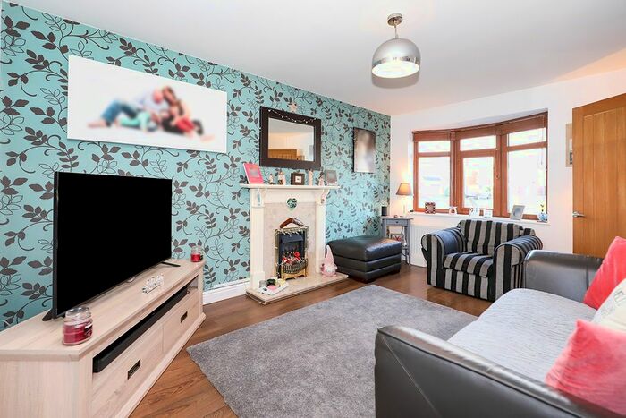 3 Bedroom Detached House For Sale In Cunningham Road, Perton, Wolverhampton, Staffordshire, WV6