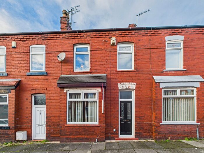 3 Bedroom Terraced House For Sale In Whiteside Avenue, Wigan, WN6
