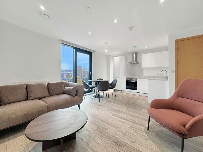 2 Bedroom Apartment To Rent In The Radiant, Kirkstall Road, LS3