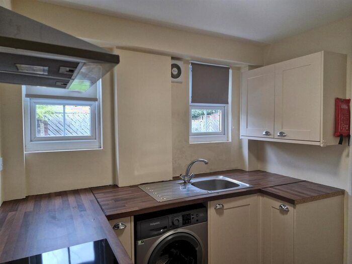 Studio To Rent In Lavender Crescent, St.Albans, AL3