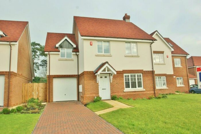 5 Bedroom Detached House To Rent In Pennylets Green, Stoke Poges, Buckinghamshire, SL2