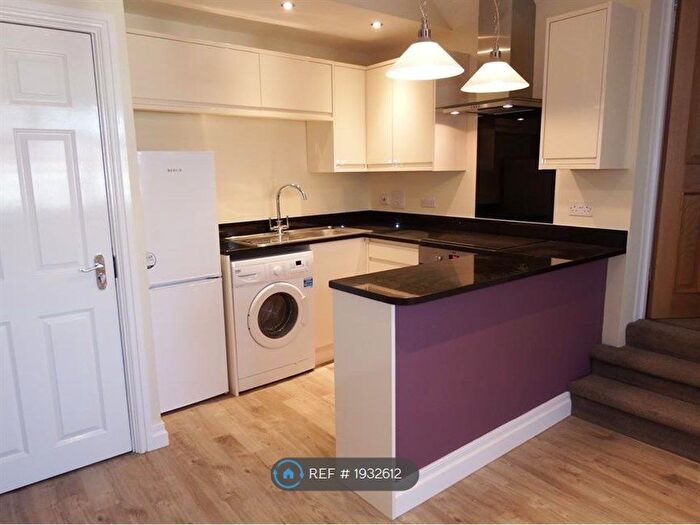 1 Bedroom Flat To Rent In Goldsworth Road, Woking, GU21