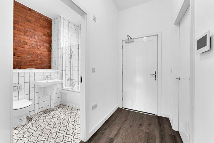 1 Bedroom Flat To Rent In Cotton Gardens, Union Mill, Vernon Street, Bolton, BL1