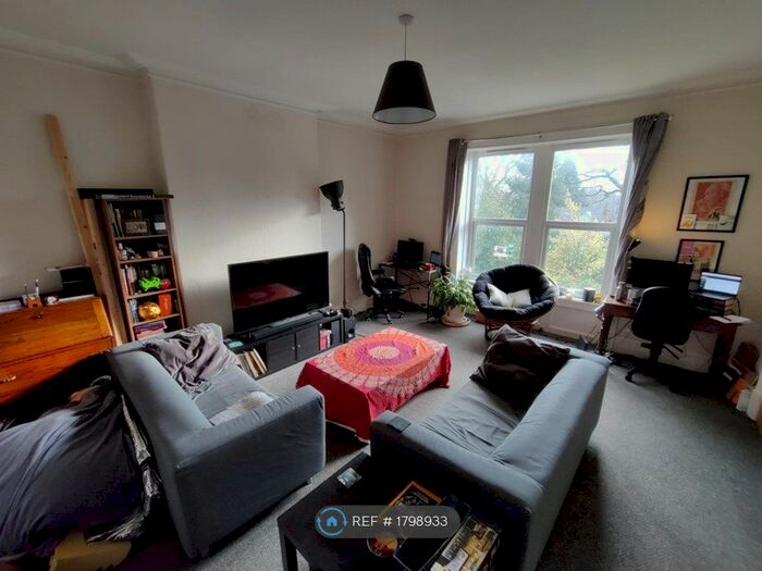 1 Bedroom Flat To Rent In Moorville, Horsforth, Leeds, LS18