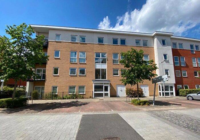 2 Bedroom Flat For Sale In Flat Lundy House, Drake Way, Reading, Berkshire, RG2