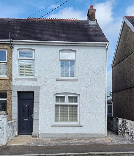 3 Bedroom Semi-Detached House For Sale In Gorsddu Terrace, Penygroes, Llanelli, SA14