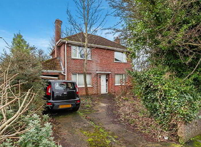 3 Bedroom Detached House For Sale In Twinburn Gardens, Newtownabbey, BT37