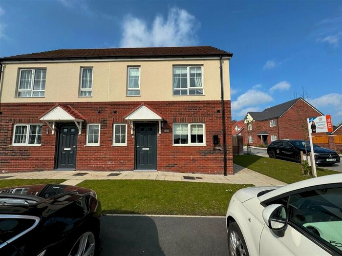 2 Bedroom Semi-Detached House To Rent In Fell View, Southport, PR9