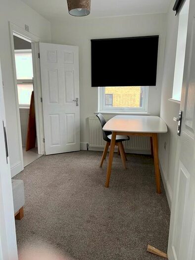 1 Bedroom Flat To Rent In Boston Road, London, W7