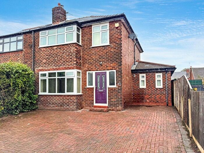 3 Bedroom Semi-Detached House For Sale In Myddleton Lane, Winwick, WA2