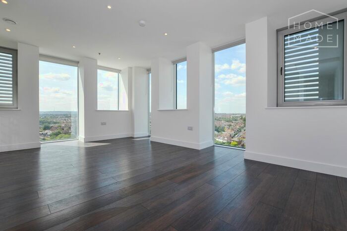 2 Bedroom Flat To Rent In Christchurch Road, Mitcham, SW19