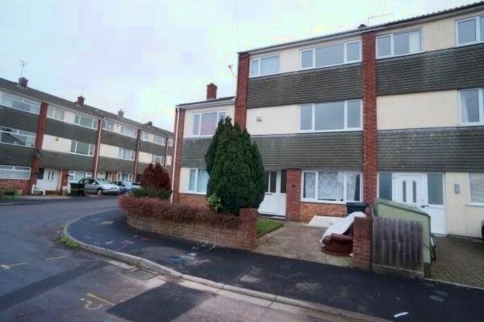 3 Bedroom Property To Rent In Eaton Close, Fishponds, Bristol, BS16