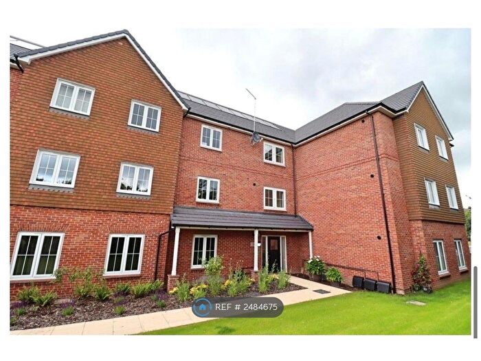 2 Bedroom Flat To Rent In Bran Field Way, Braintree, CM7
