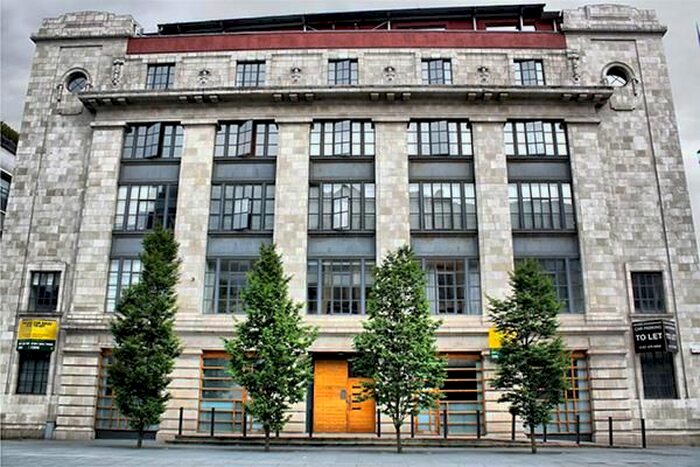 3 Bedroom Flat To Rent In Queen Avenue, Dale Street, Liverpool, L2