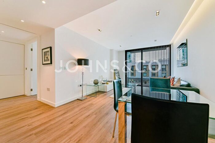 1 Bedroom Apartment To Rent In Kingwood, House, Chaucer Gardens, London, E1