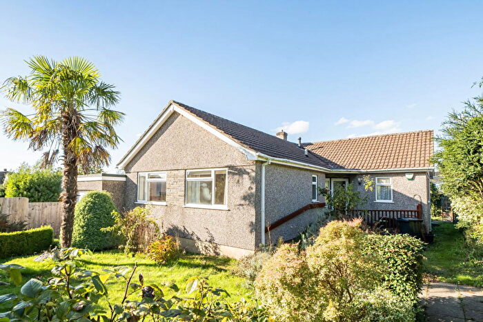 3 Bedroom Detached Bungalow For Sale In Lansdowne Road, Callington, PL17
