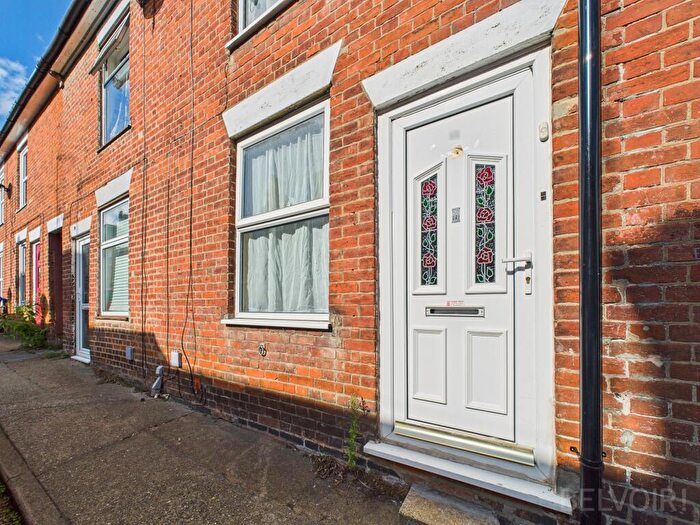 2 Bedroom Terraced House To Rent In Peckham Street, Bury St Edmunds, IP33