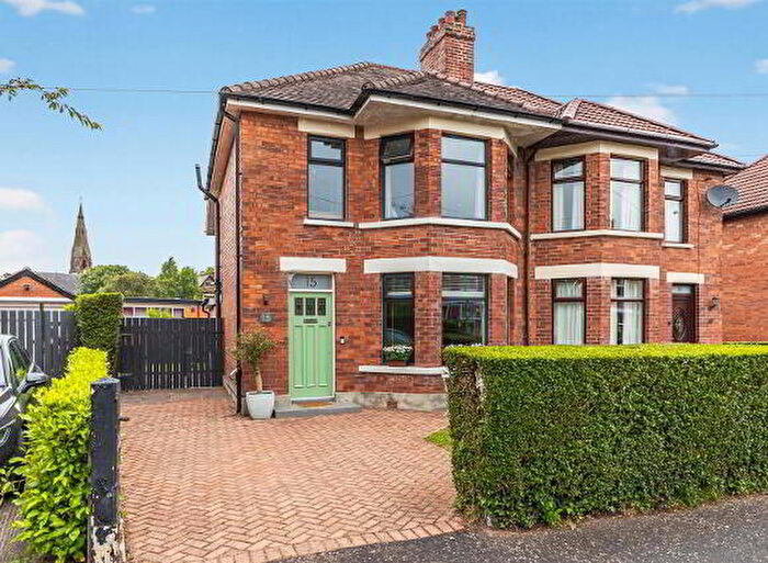 3 Bedroom Semi-Detached House For Sale In Chesterfield Park, Belfast, BT6