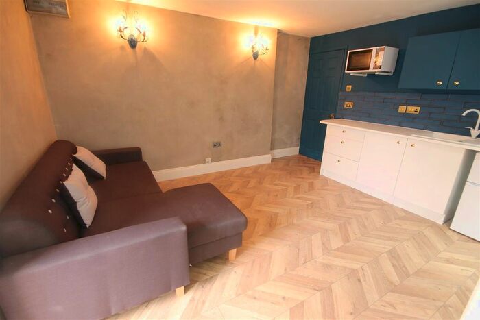 Studio To Rent In Westgate Road, City Centre, NE4