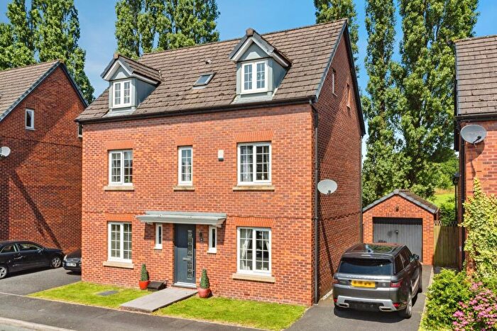 5 Bedroom Detached House For Sale In North Croft, Atherton, Manchester, M46