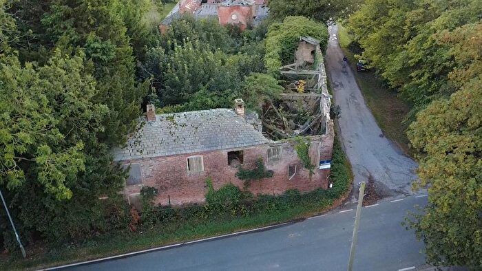 Cottage For Sale In Site On The West Side Of The Hall, Justice Lane, Whitgift, Goole, East Riding Of Yorkshire, DN14