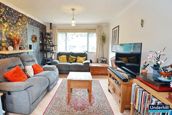 4 Bedroom Terraced House For Sale In Gatehouse Close, Dawlish, EX7