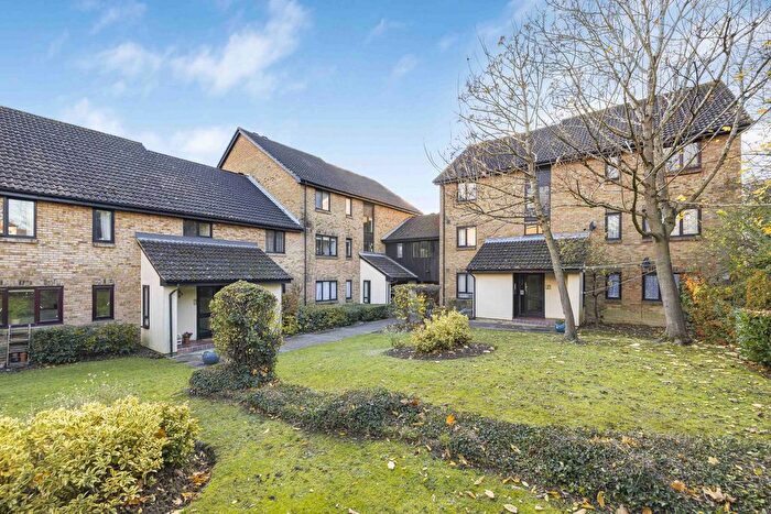 1 Bedroom Studio To Rent In Pennycroft Pixton Way, Croydon, CR0