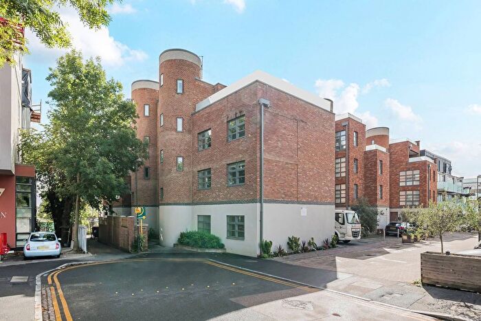 4 Bedroom Detached House To Rent In Tower Villas, Wimbledon, London, SW19