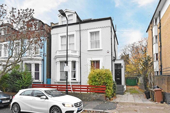 2 Bedroom Flat To Rent In Portland Rise, London, N4