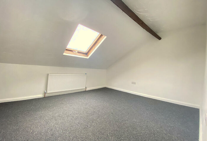 2 Bedroom Apartment To Rent In Dudley Road, Brierley Hill, West Midlands, DY5