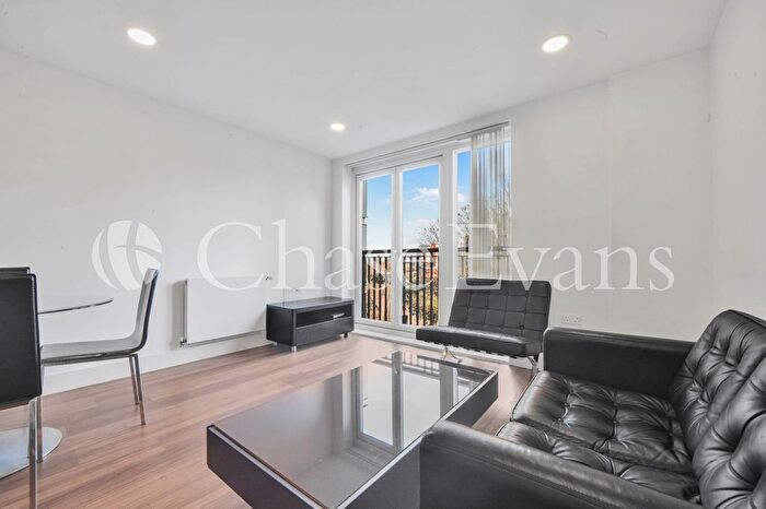 1 Bedroom Flat To Rent In Market Road, Islington, London, N7