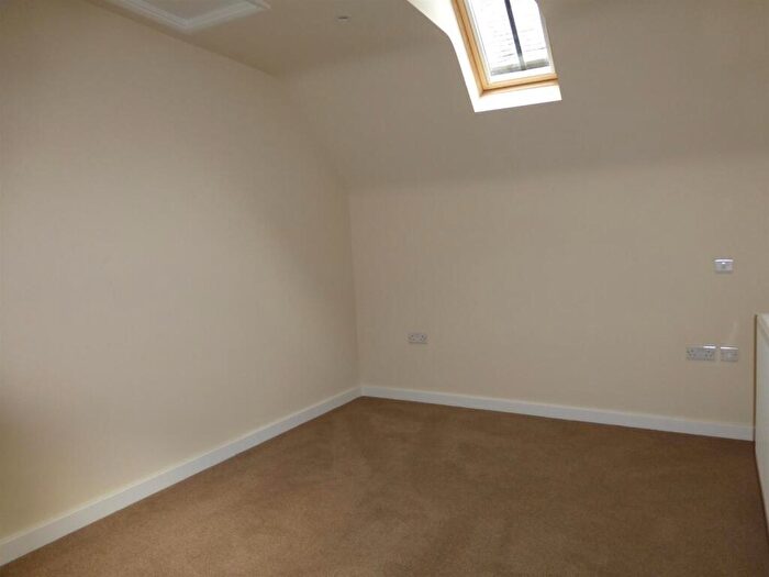 2 Bedroom End Of Terrace House To Rent In The Barn, Swann Yard, Market Place, LE15