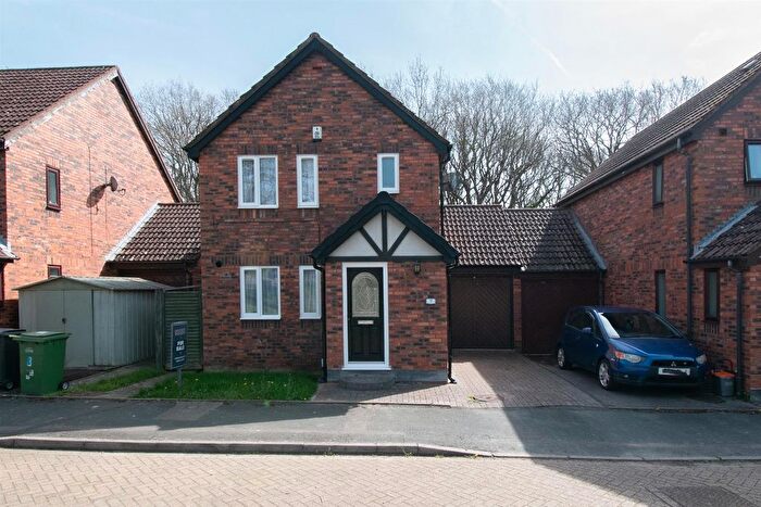 3 Bedroom Link Detached House For Sale In Albourne Close, St. Leonards-On-Sea, TN38
