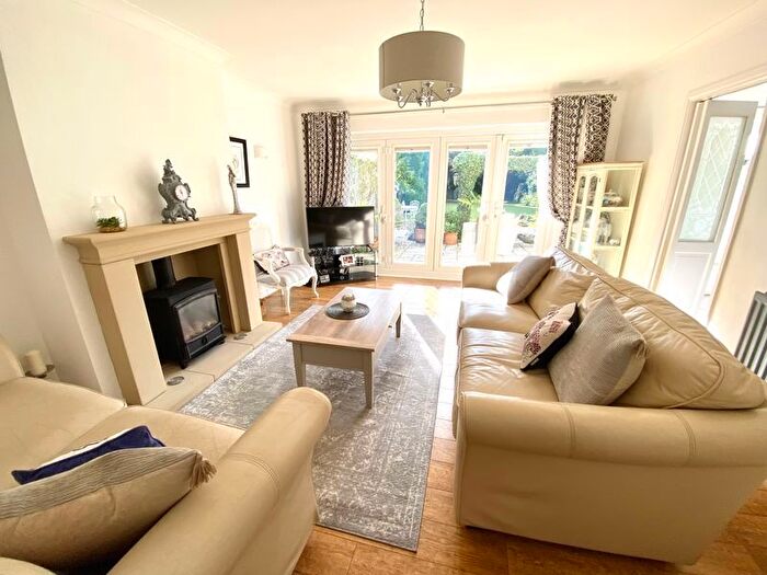 4 Bedroom Detached House For Sale In Lutterworth Road, Whitestone, Nuneaton, CV11