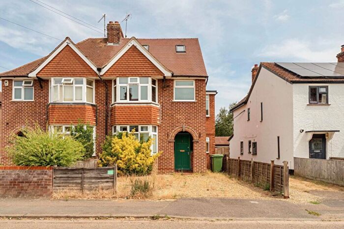 2 Bedroom Apartment For Sale In Swinburne Road, Abingdon, OX14