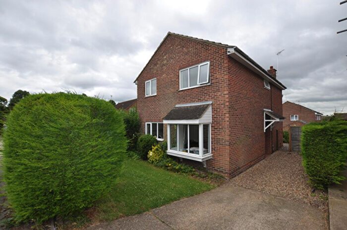 4 Bedroom House To Rent In The Wayback, Saffron Walden, CB10