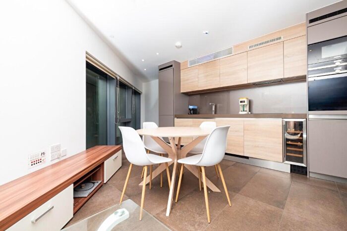 1 Bedroom Flat For Sale In City Road, London, EC1V